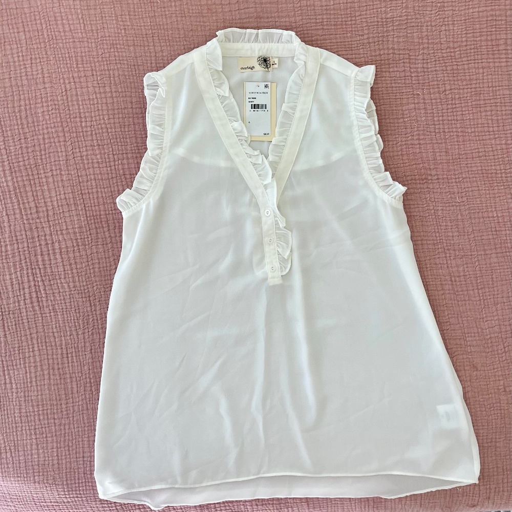 NWT Everleigh Sleeveless V-Neck Blouse Elegant Ruffle Accent Button Detail Small